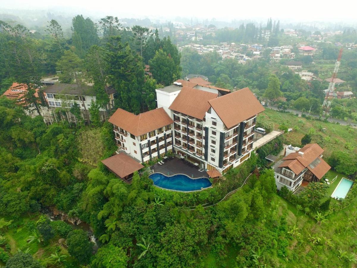 The Grand Hill Resort-Hotel Пунчак Экстерьер фото